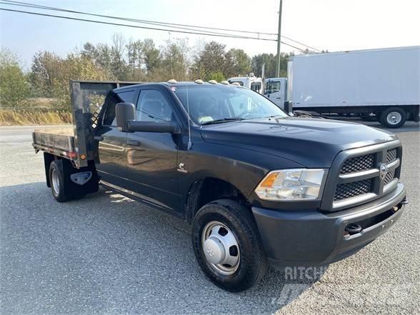 Dodge RAM 3500 Tovornjaki s kesonom/platojem
