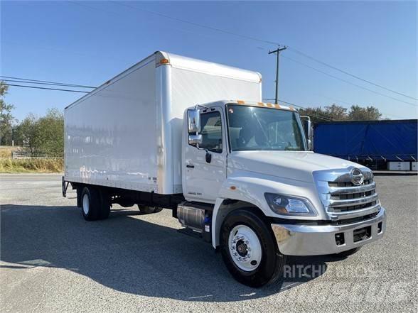 Hino 338 Tovornjaki zabojniki