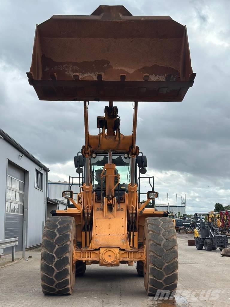 Hyundai HL 970 A Kolesni nakladalci