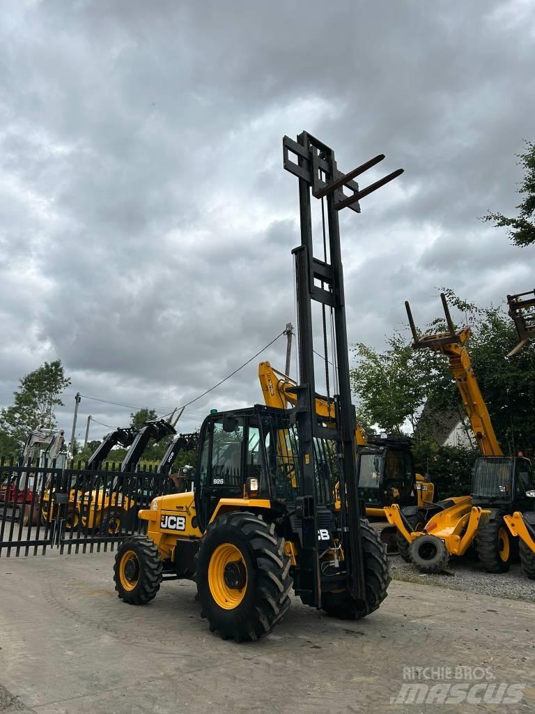 JCB 926 RTFL Terenski viličar