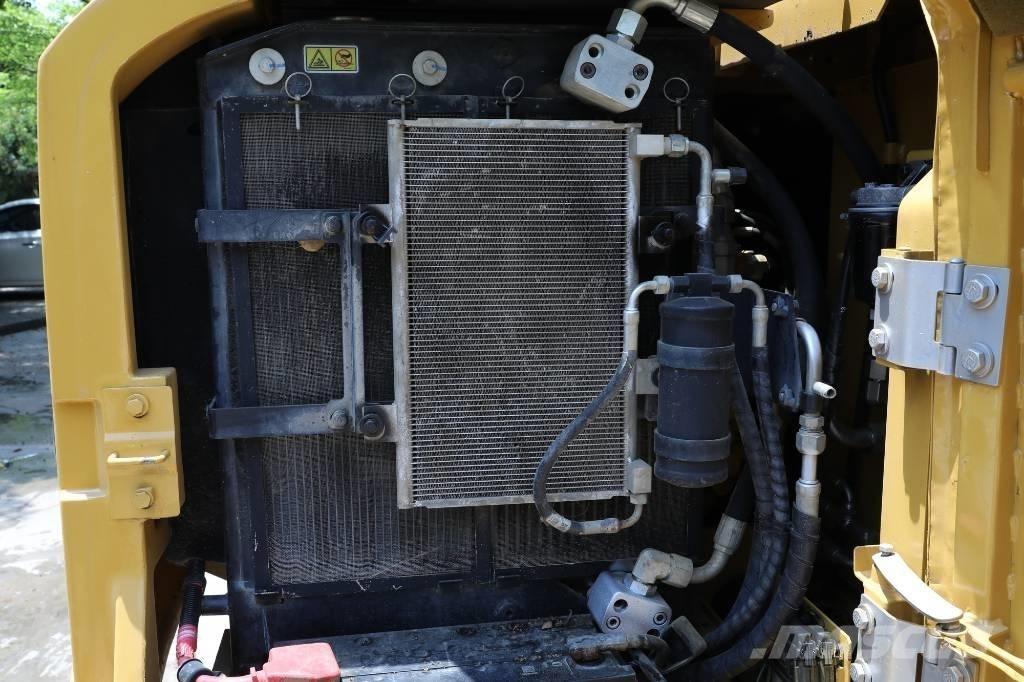 CAT 305.5E2 Mini bagri <7t