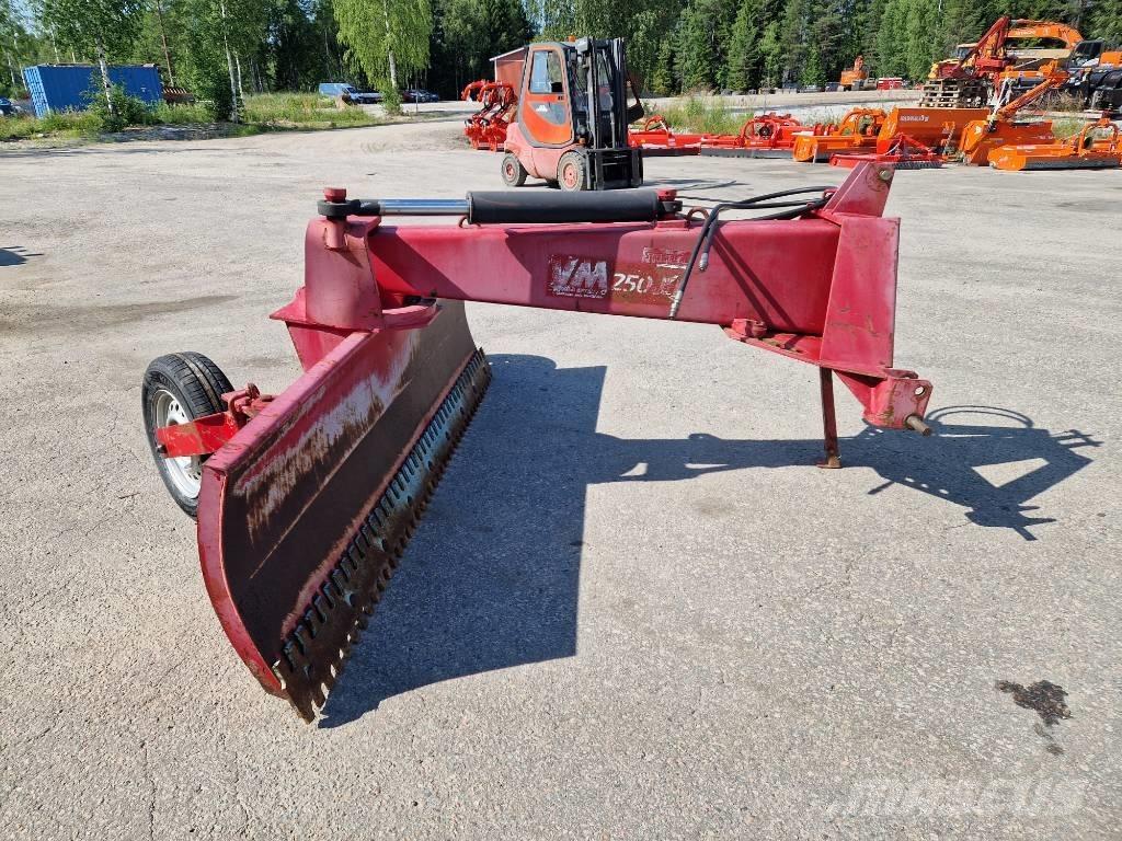 VM 250JH Cestni plugi