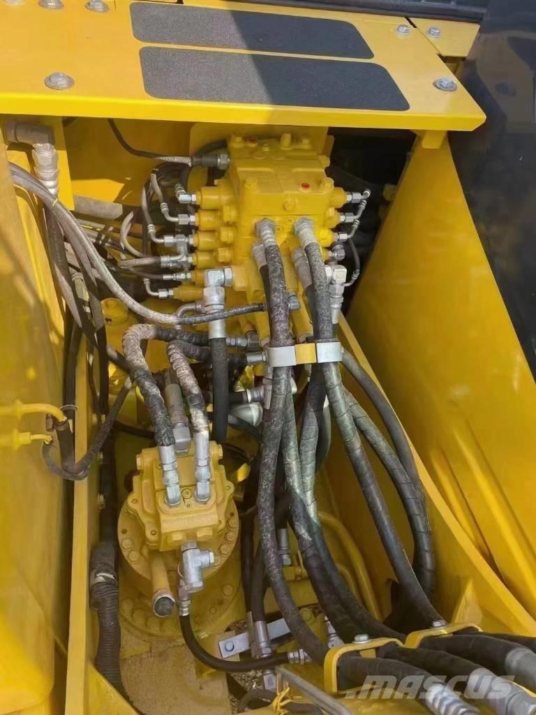 Komatsu PC 110 Bagri goseničarji