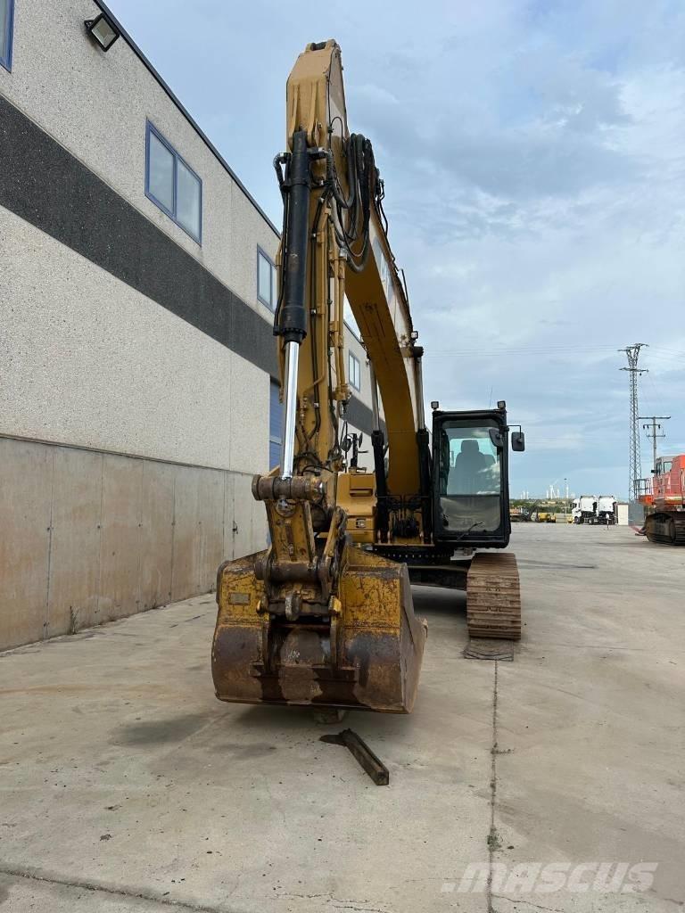 CAT 323 D LN Bagri goseničarji