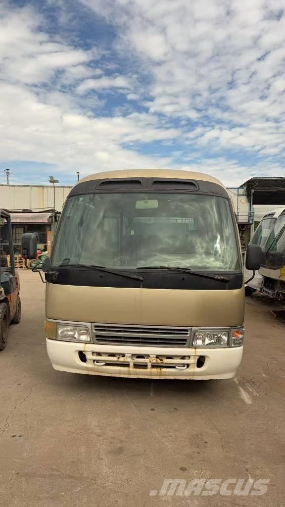 Toyota Coaster Medkrajevni avtobusi