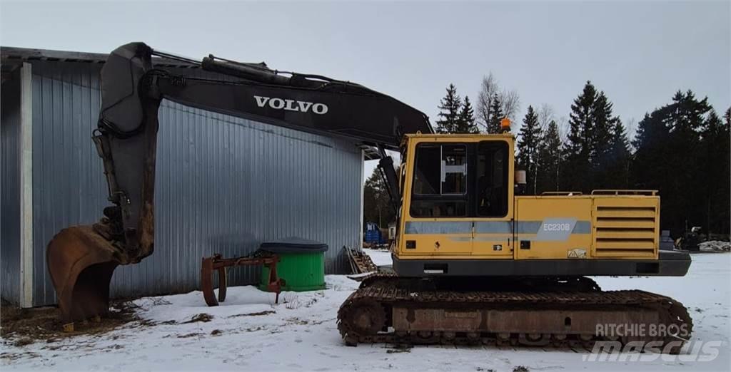 Volvo EC 230B Bagri goseničarji
