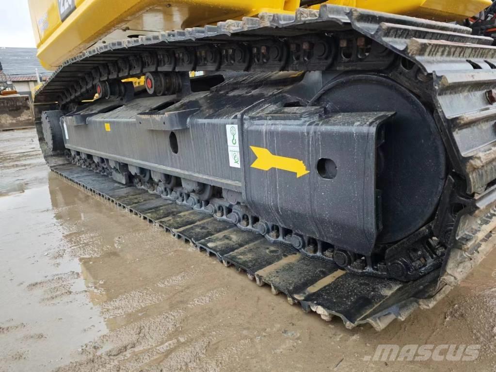Komatsu PC 220-8 Bagri goseničarji