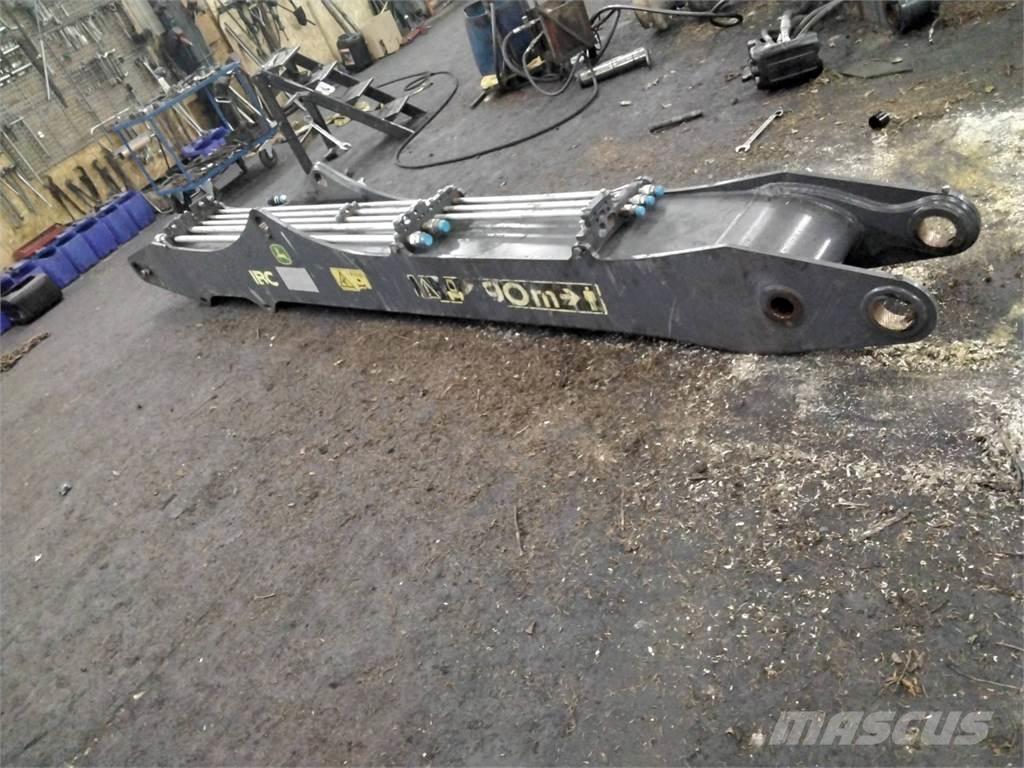 John Deere Ch9 Dvigala za gozdne kombajne