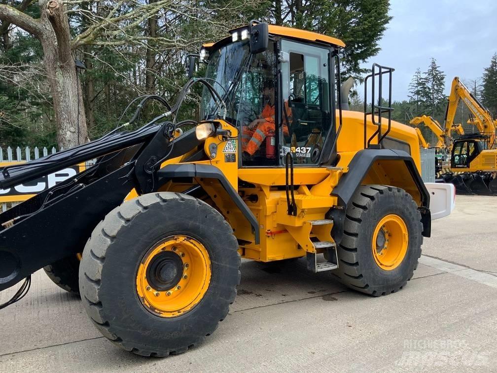 JCB 437 HT Kolesni nakladalci