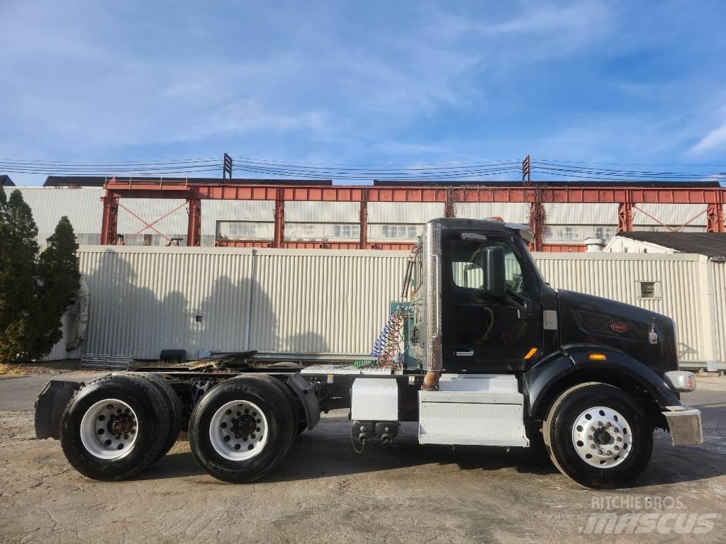 Peterbilt 567 Vlačilci