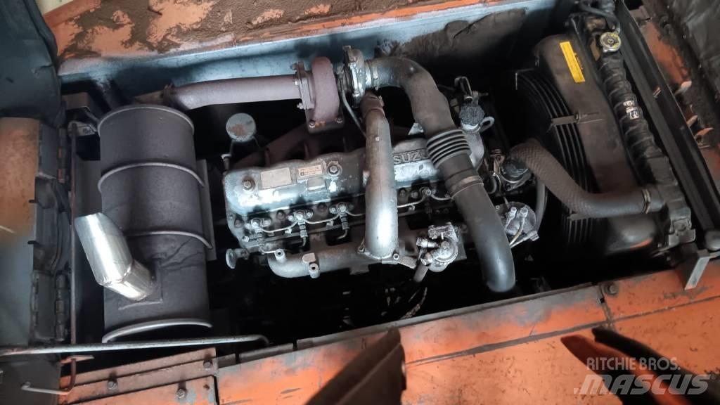 Hitachi EX 200-2 Bagri goseničarji