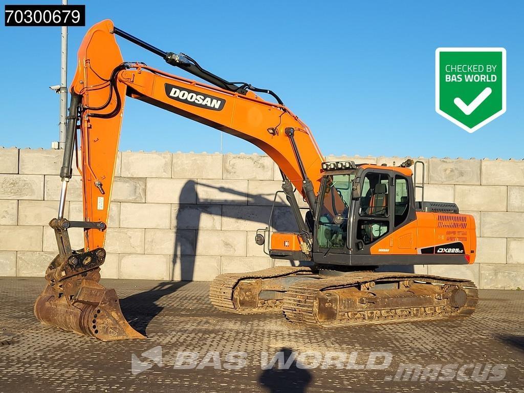 Doosan DX225 LC-5 Bagri goseničarji