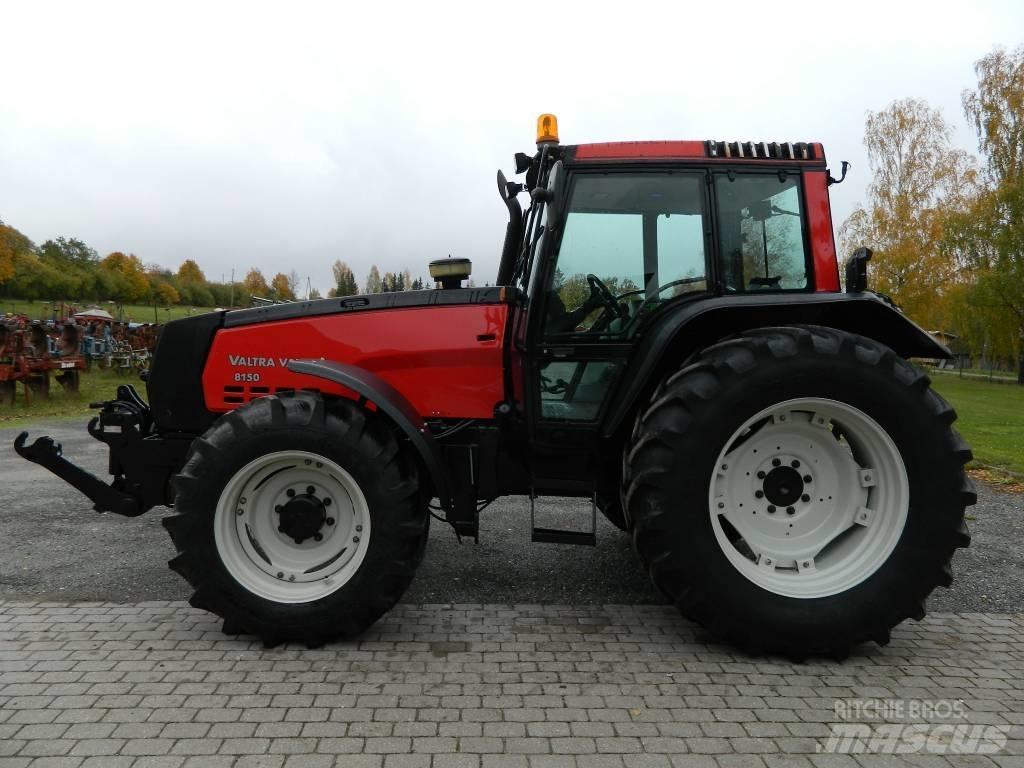 Valtra 8150 Traktorji
