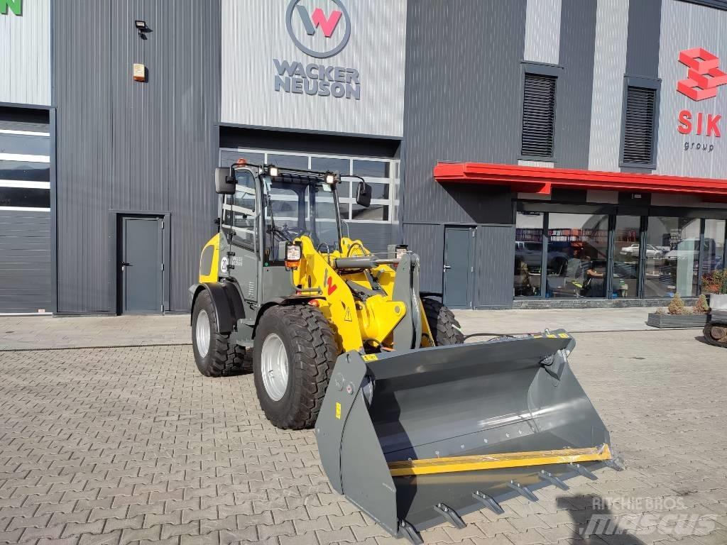 Wacker Neuson WL 44 Kolesni nakladalci