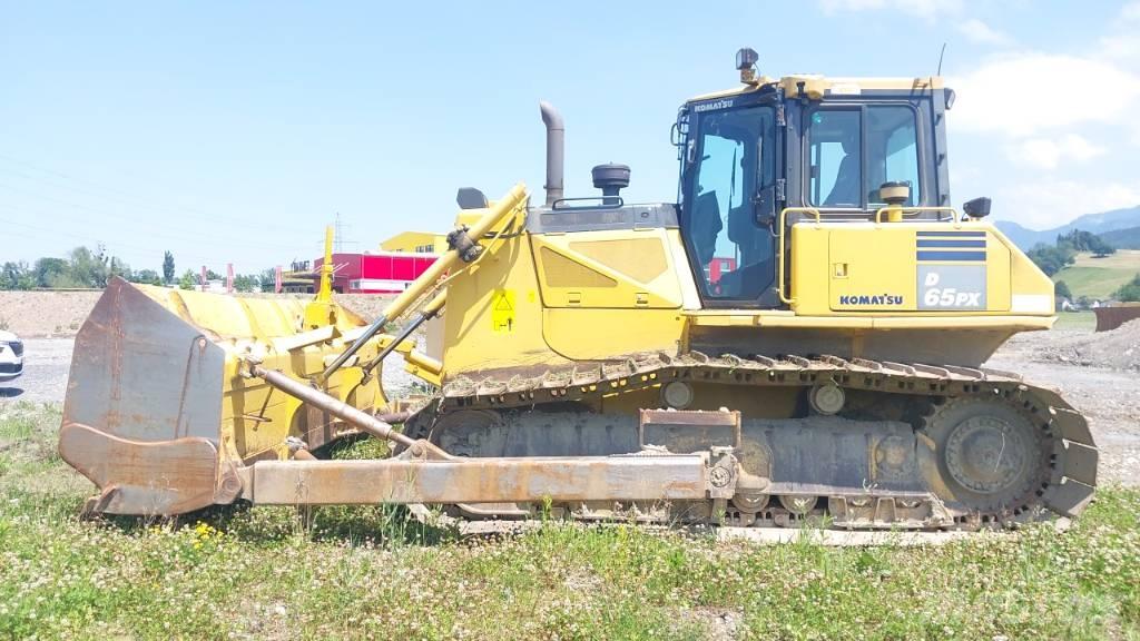 Komatsu D 65 PX-17 Buldožerji goseničarji