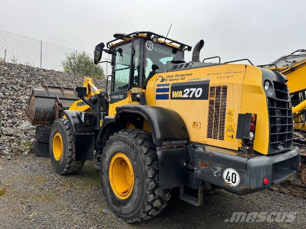 Komatsu WA 270-8 Kolesni nakladalci