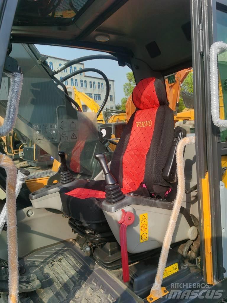 Volvo EC 250 D L Bagri goseničarji
