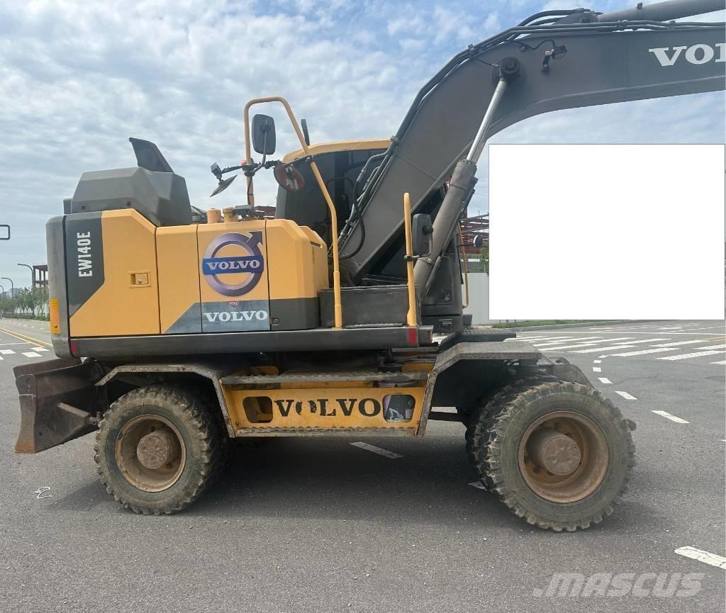 Volvo EW 140 Bagri na kolesih