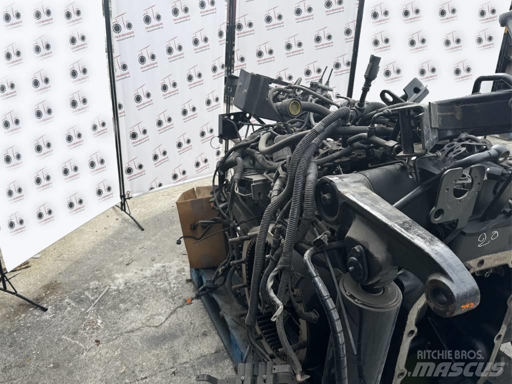 New Holland T 4.75 Menjalnik