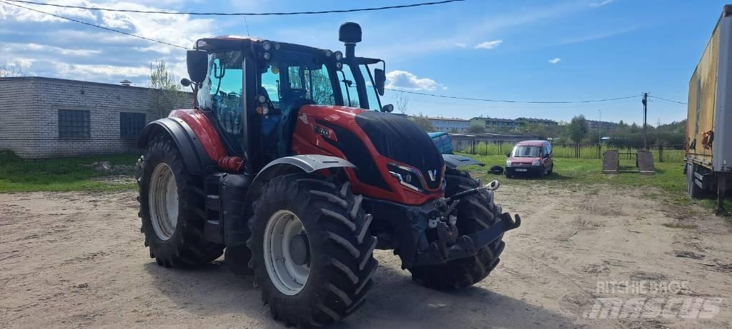 Valtra T-175 A Traktorji