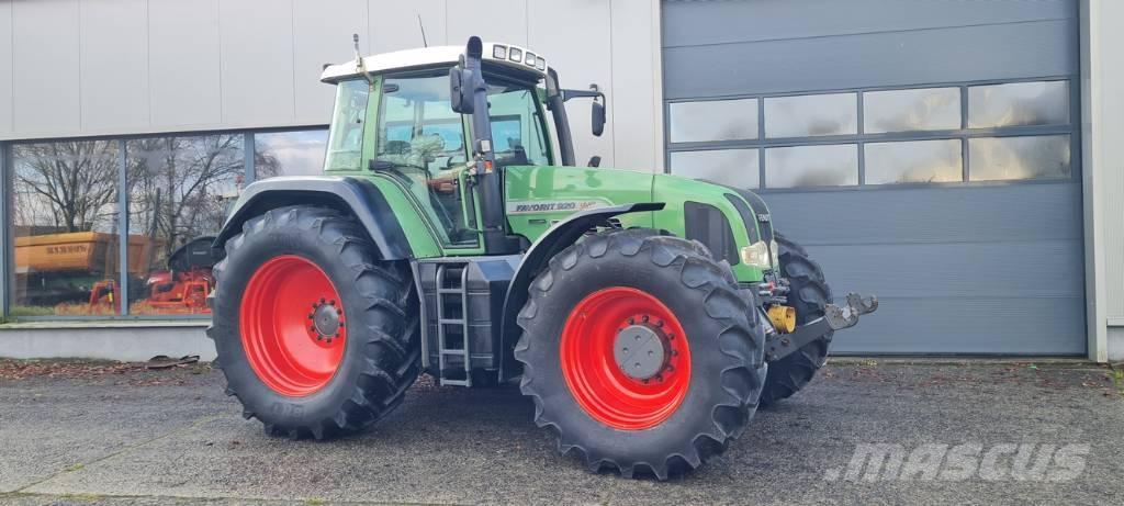 Fendt 920 Vario Traktorji