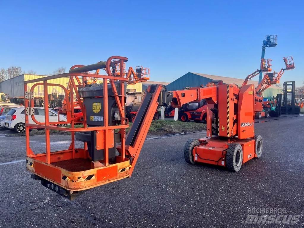JLG E300AJP Zglobne dvižne ploščadi