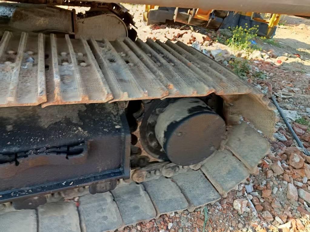 XCMG XE 150 Bagri goseničarji