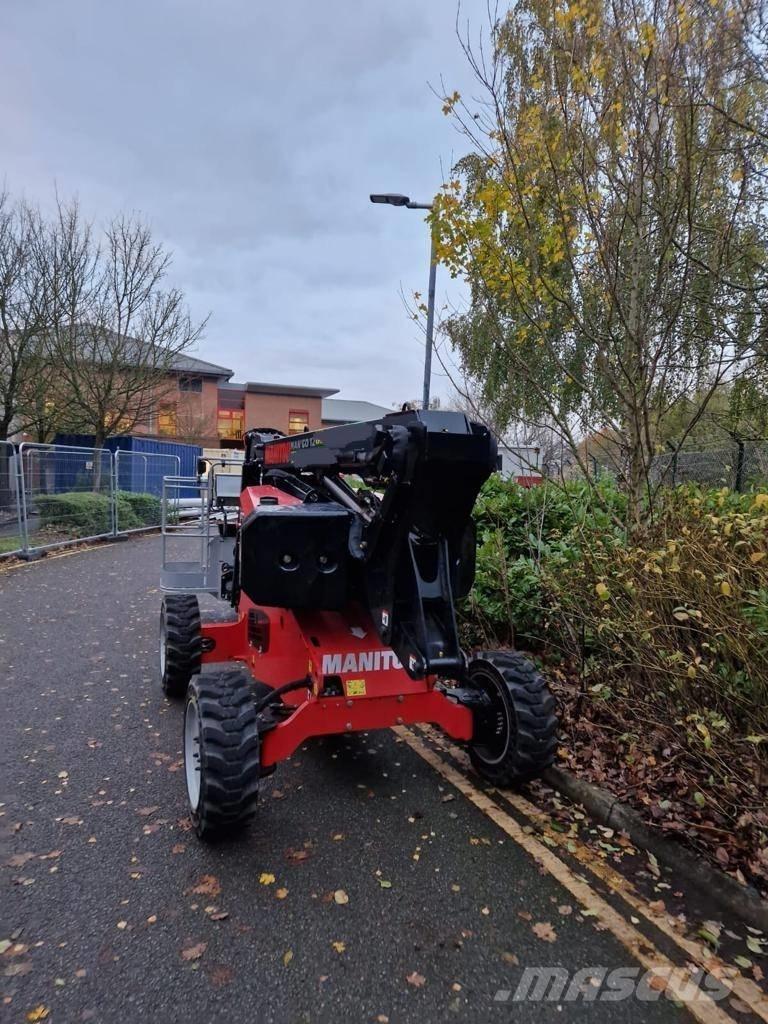 Manitou ManGo 12 Zglobne dvižne ploščadi