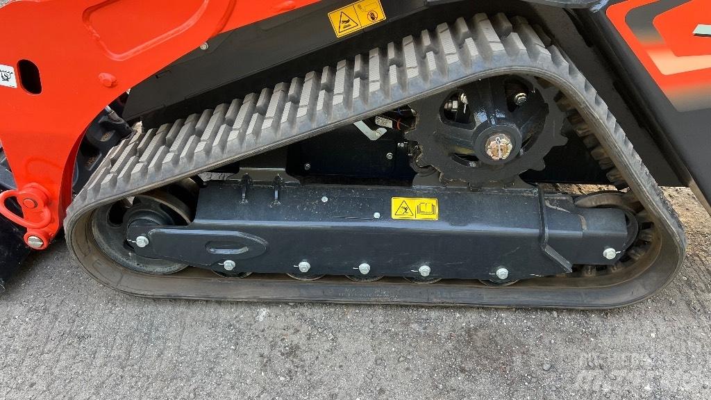 Kubota SCL 1000 Skid steer mini nakladalci
