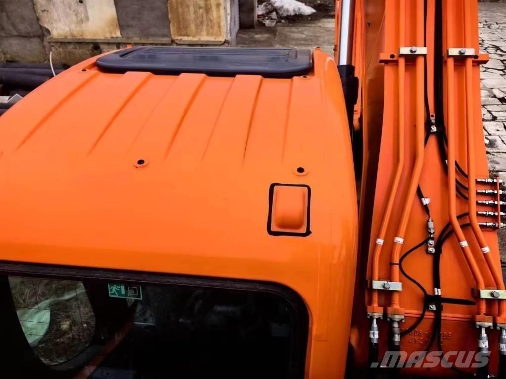 Doosan DX215 Bagri goseničarji