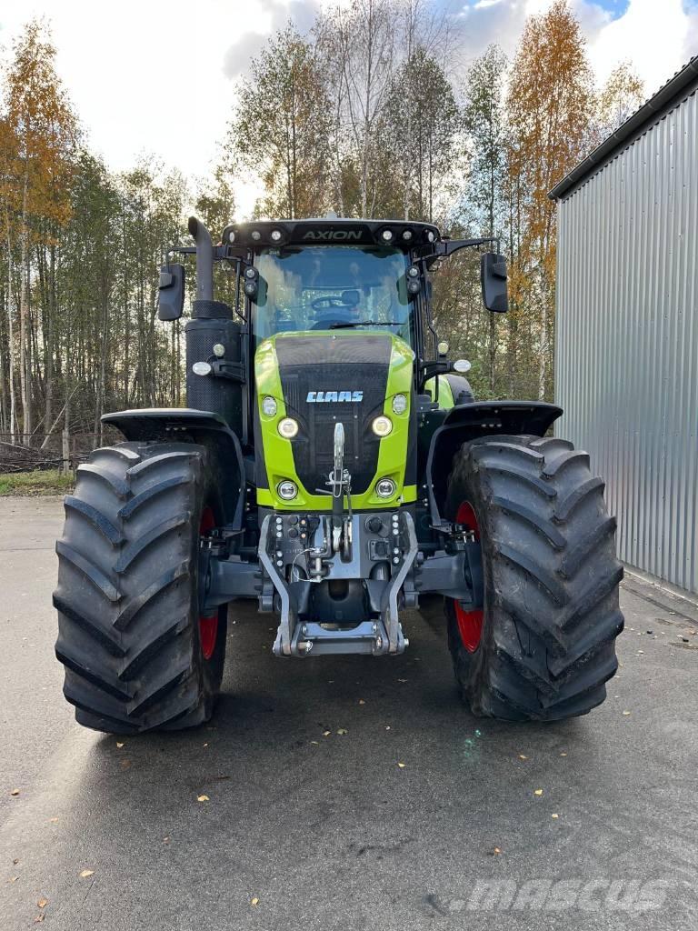 CLAAS Axion 920 Traktorji