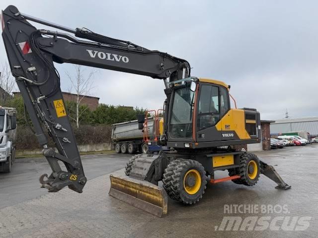 Volvo EW 220 E Bagri na kolesih