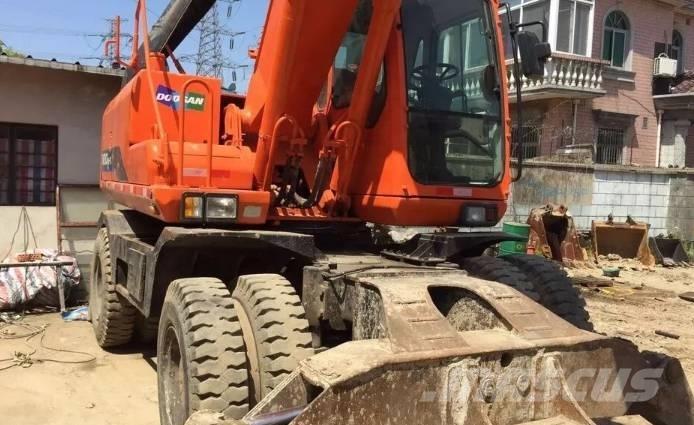 Doosan DH210W Bagri na kolesih