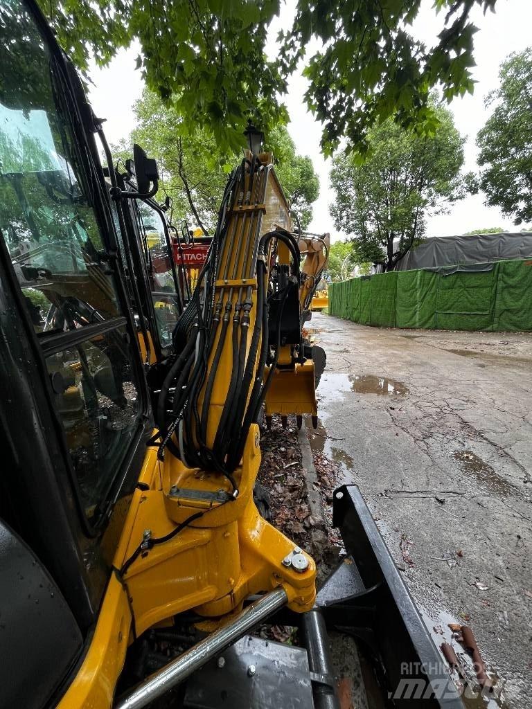 Komatsu PC 35 MR Mini bagri <7t
