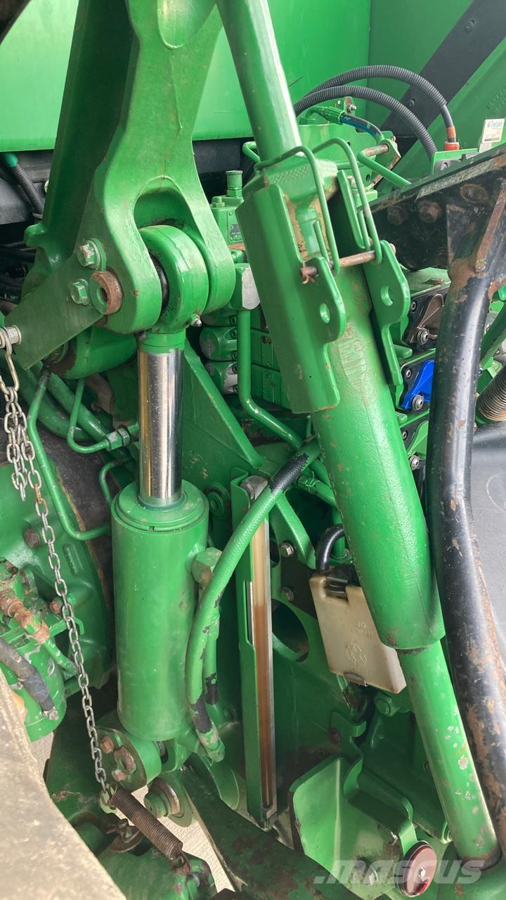 John Deere 7260R Traktorji