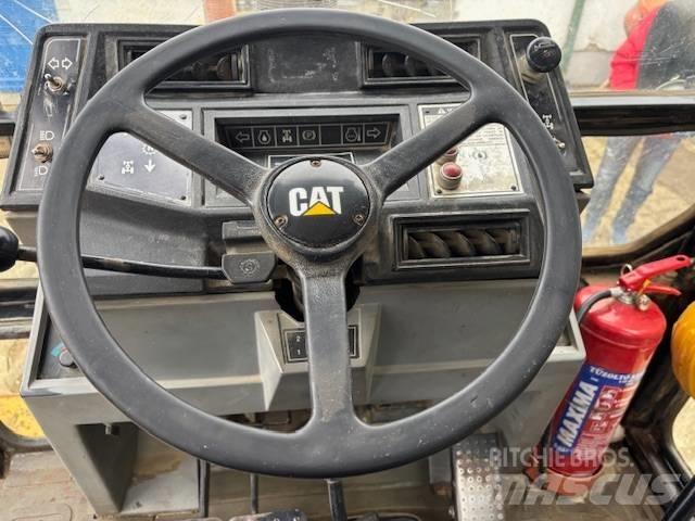 CAT 428 B Rovokopači
