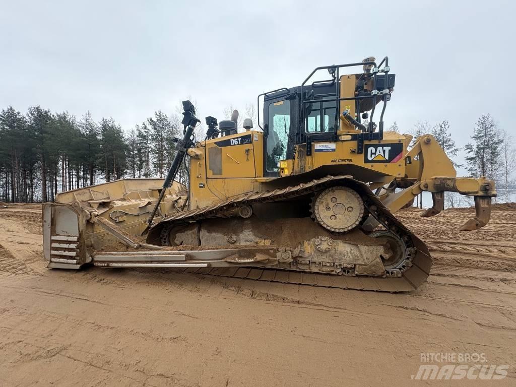 CAT D 6 T LGP Buldožerji goseničarji