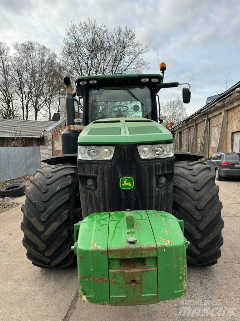 John Deere 8285 R Traktorji