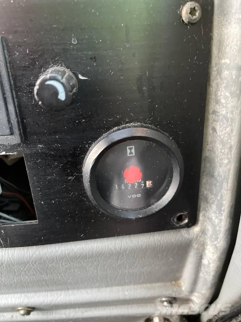 Volvo L 70 E Kolesni nakladalci