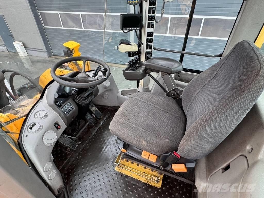 Volvo L 180 G Kolesni nakladalci