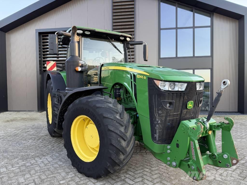 John Deere 8345 R Traktorji