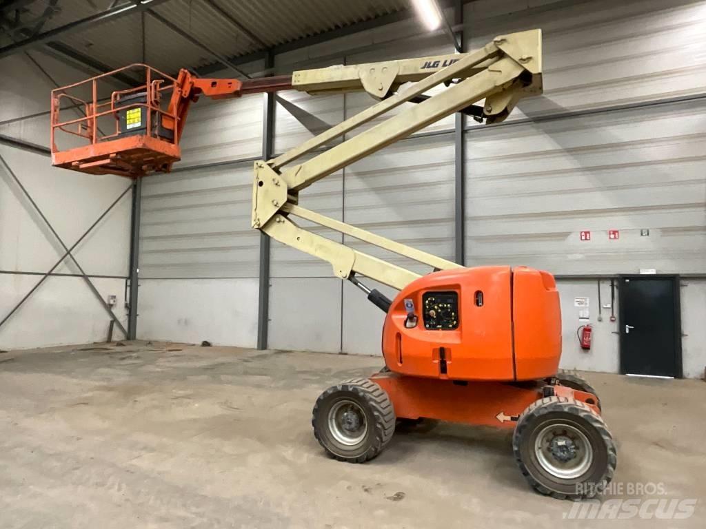 JLG 450 AJ Zglobne dvižne ploščadi