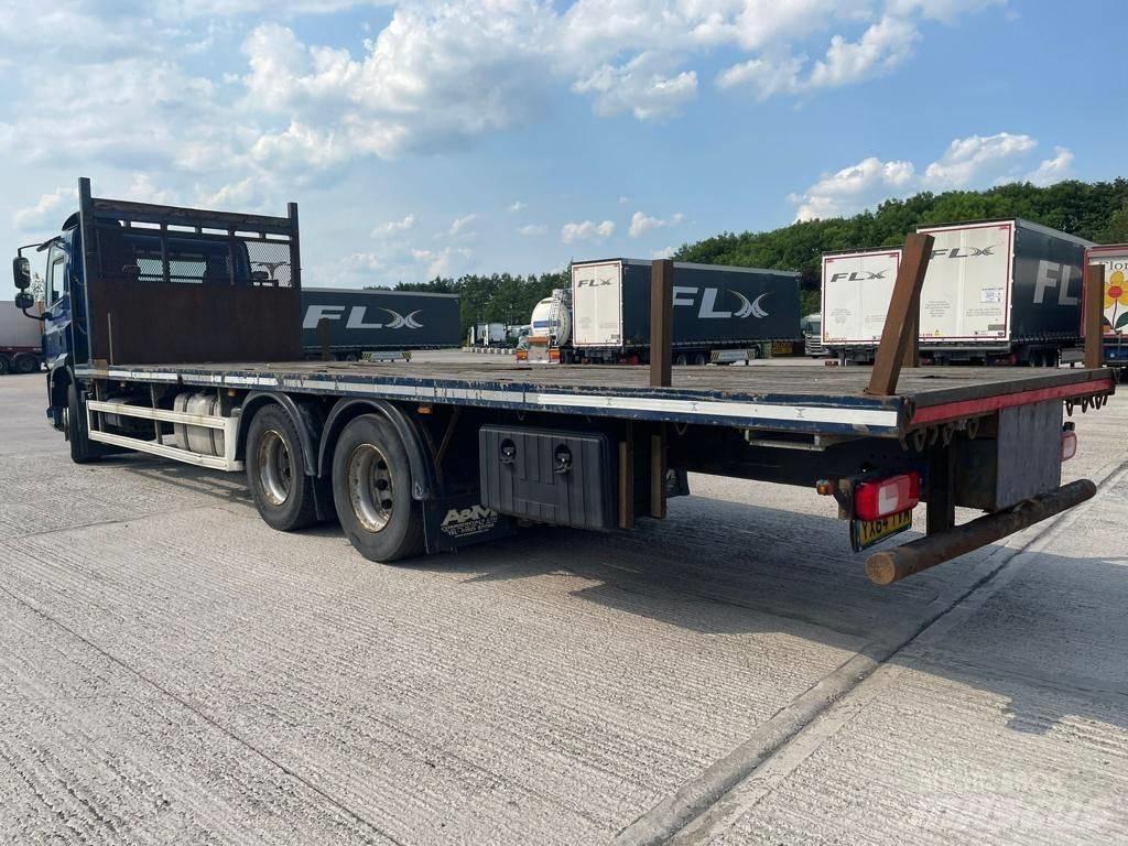 DAF CF330 Tovornjaki s kesonom/platojem