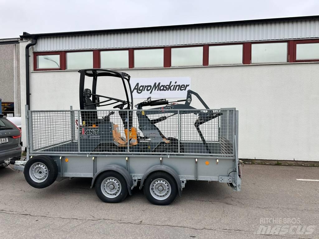GiANT G1100 Večnamenski nakladalci