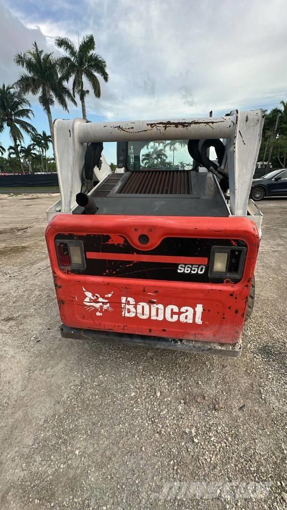 Bobcat S650 Skid steer mini nakladalci