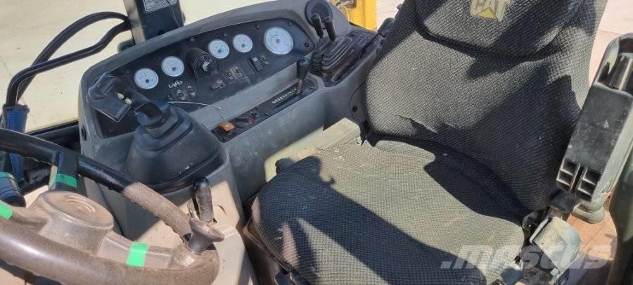 CAT 432 D 4x4 Rovokopači