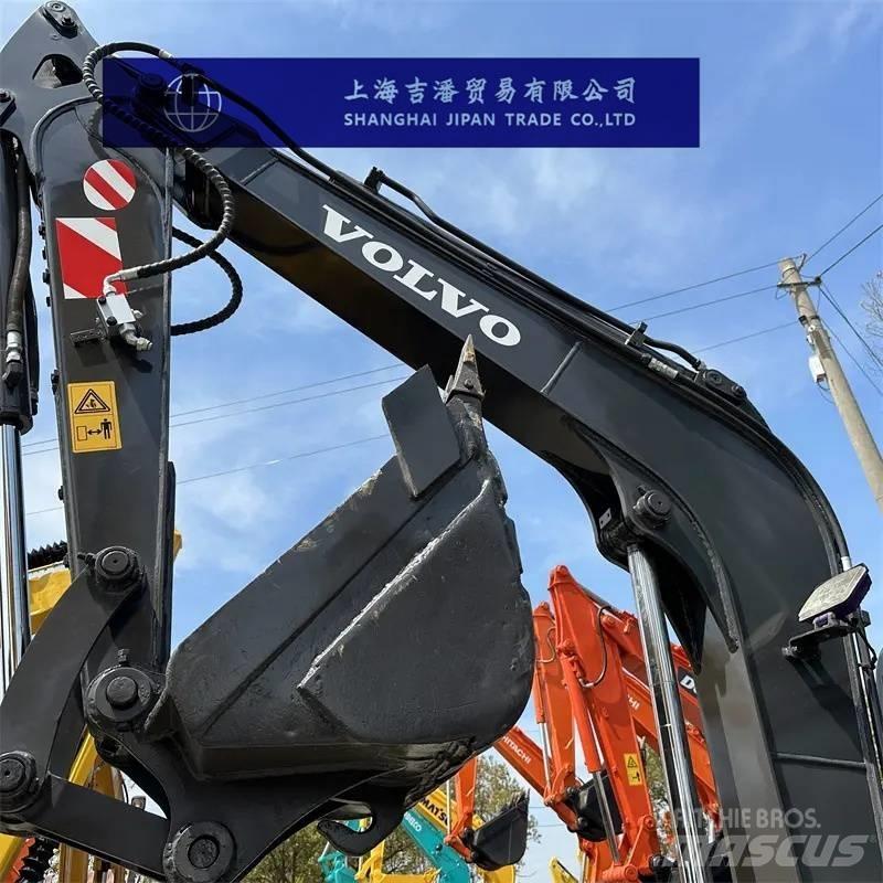 Volvo EC 60 Bagri goseničarji