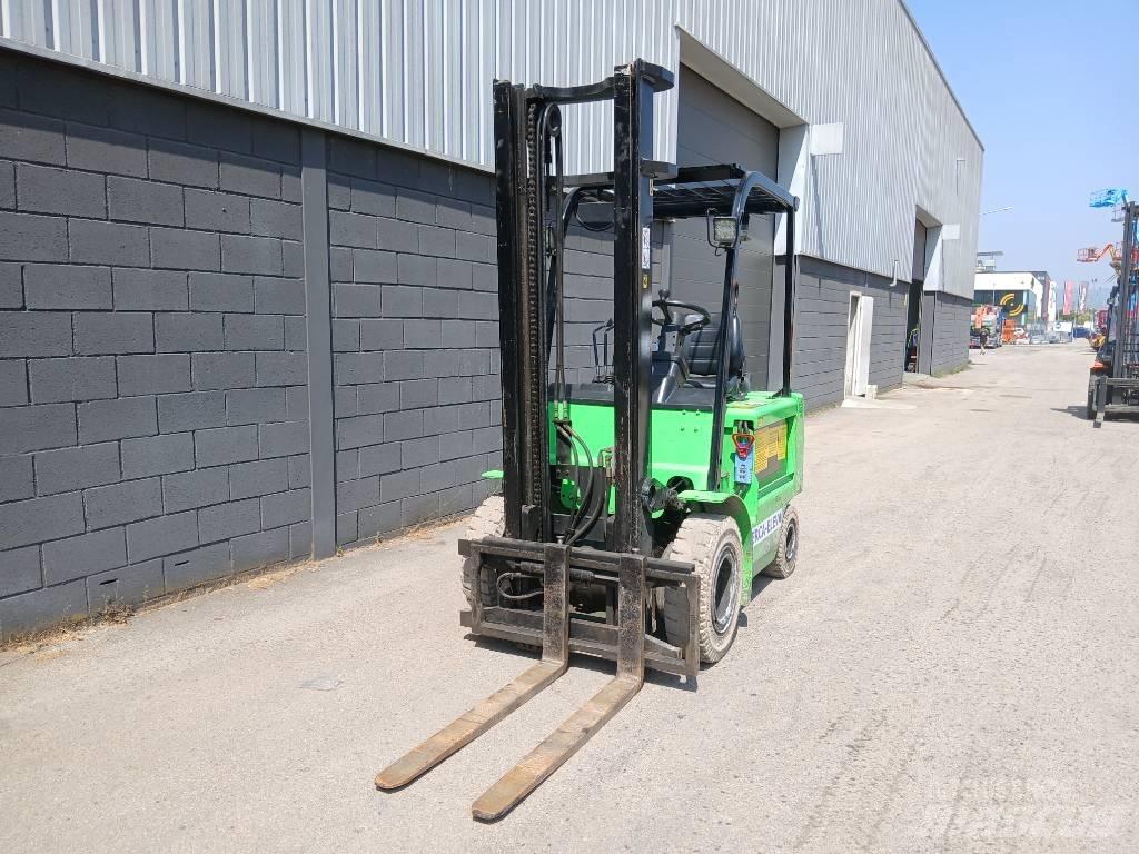 Clark EPX 25 Električni viličarji