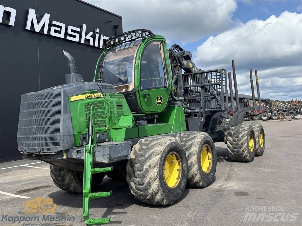 John Deere 1210G Forwarderji