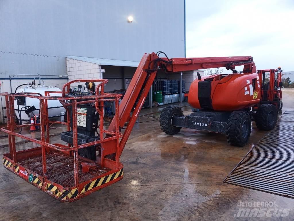 JLG 600 AJ Zglobne dvižne ploščadi